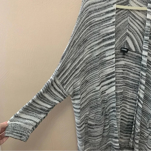 Express Drop Shoulder Shaker Knit Cardigan - Picture 6 of 9